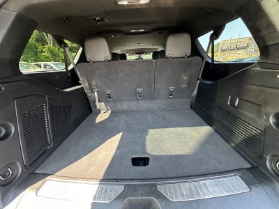 2021 Chevrolet Suburban 4WD RST