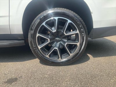2021 Chevrolet Suburban 4WD RST