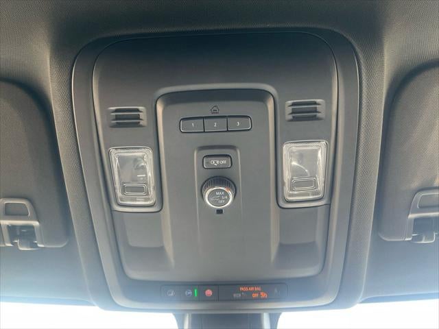 2021 Chevrolet Suburban 4WD RST