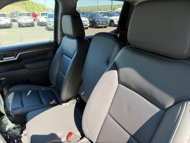 2025 GMC Sierra 1500 4WD Crew Cab Short Box SLT