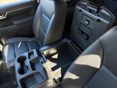 2025 GMC Sierra 1500 4WD Crew Cab Short Box SLT
