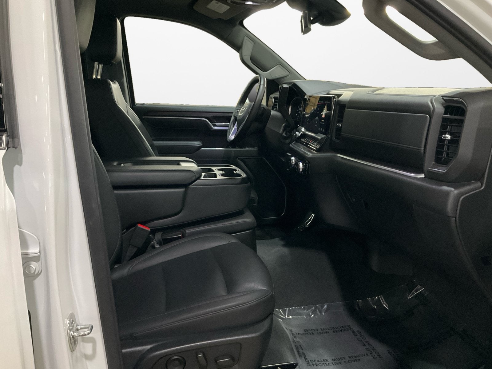 2026 GMC Sierra 1500 Crew Cab, Short Bed, SLT, 4WD
