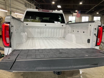 2026 GMC Sierra 1500 Crew Cab, Short Bed, SLT, 4WD
