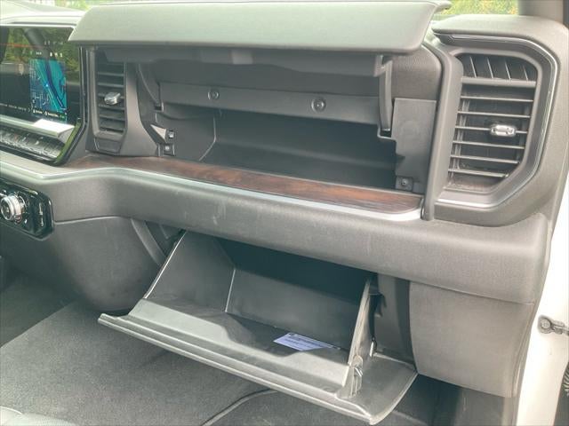 2026 GMC Sierra 1500 Crew Cab, Short Bed, SLT, 4WD
