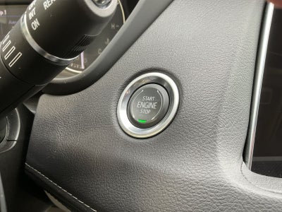 2021 Cadillac XT4 AWD Premium Luxury