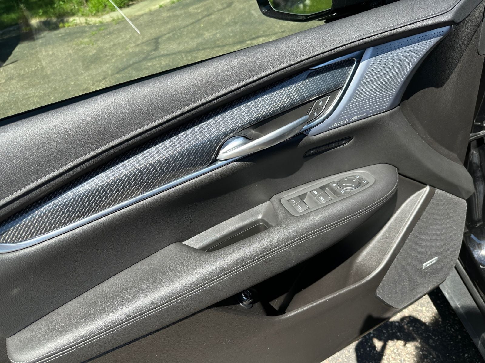 2025 Cadillac XT5 Sport