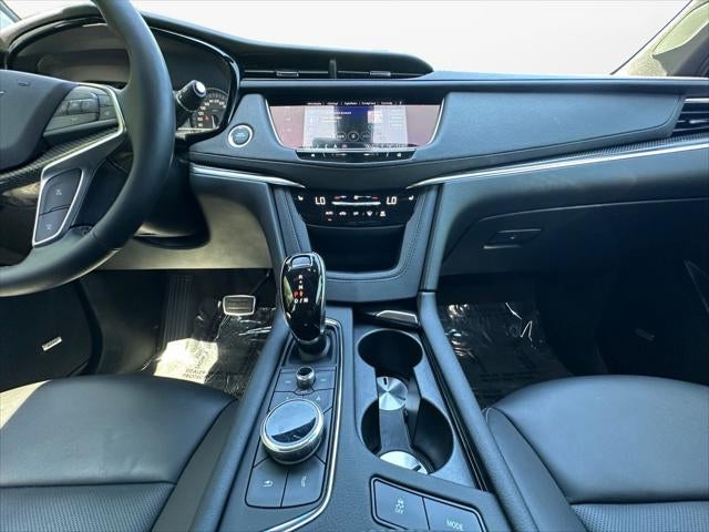 2025 Cadillac XT5 Sport AWD