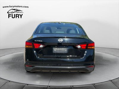 2025 Nissan Altima SV FWD