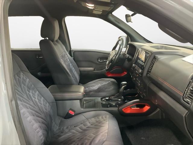 2023 Nissan Frontier Crew Cab PRO-4X 4x4