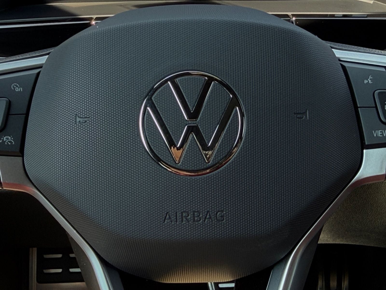 2026 Volkswagen Atlas Cross Sport SEL R-Line Black