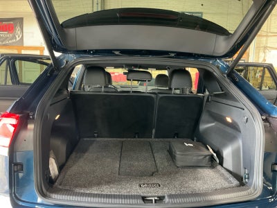 2022 Volkswagen Atlas Cross Sport 3.6L V6 SEL Premium R-Line
