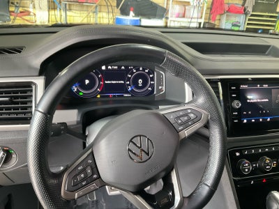 2022 Volkswagen Atlas Cross Sport 3.6L V6 SEL Premium R-Line