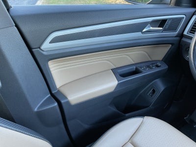 2021 Volkswagen Atlas Cross Sport 3.6L V6 SE w/Technology R-Line