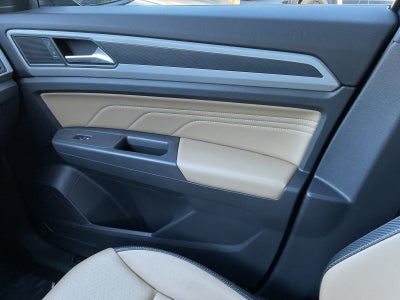 2021 Volkswagen Atlas Cross Sport 3.6L V6 SE w/Technology R-Line