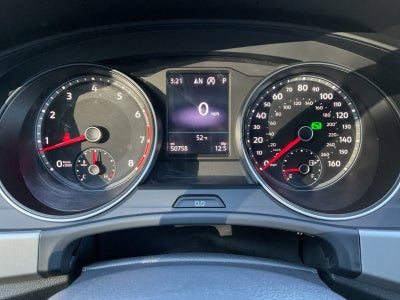 2021 Volkswagen Atlas Cross Sport 3.6L V6 SE w/Technology R-Line