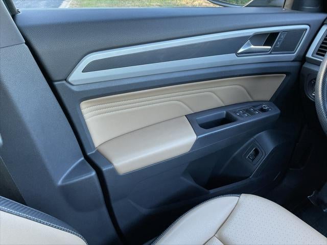 2021 Volkswagen Atlas Cross Sport 3.6L V6 SE w/Technology R-Line