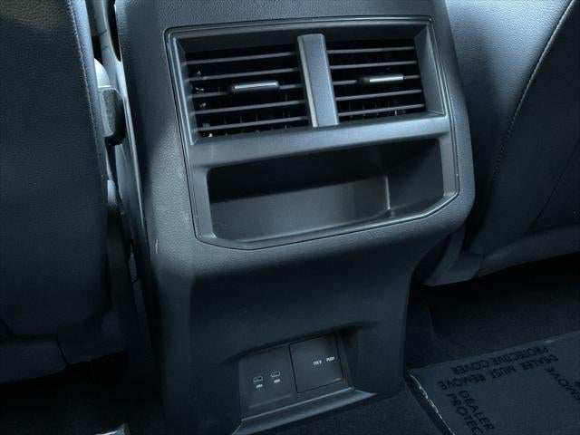 2021 Volkswagen Atlas Cross Sport 3.6L V6 SE w/Technology R-Line