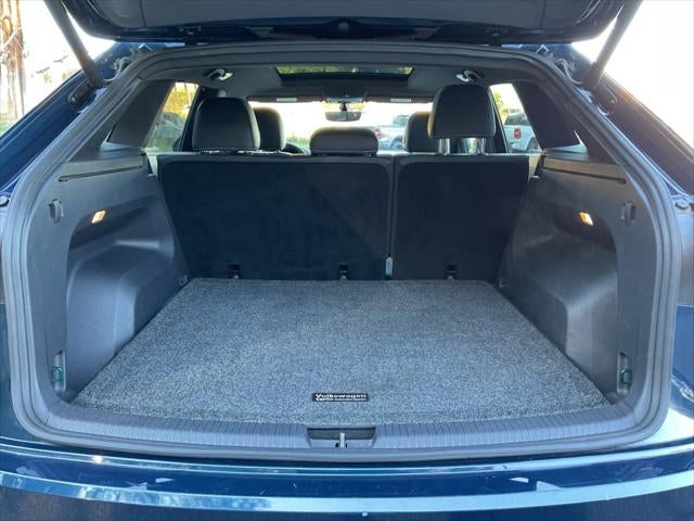 2021 Volkswagen Atlas Cross Sport 3.6L V6 SE w/Technology R-Line