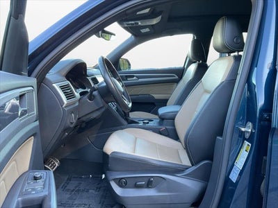 2021 Volkswagen Atlas Cross Sport 3.6L V6 SE w/Technology R-Line