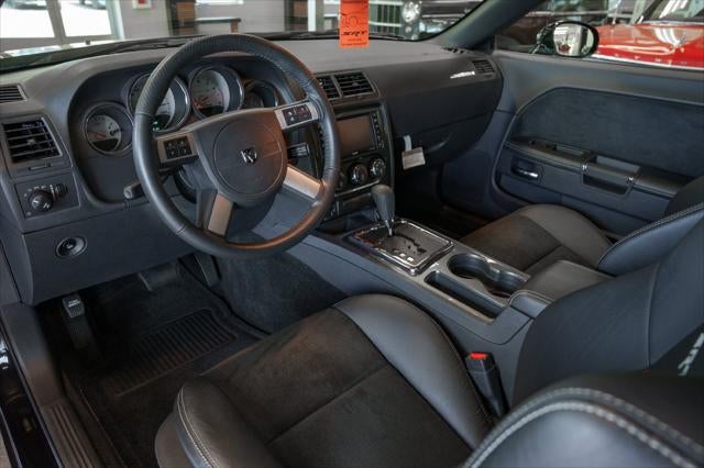 2008 Dodge Challenger SRT8