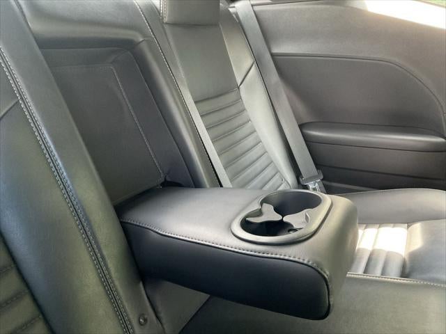 2014 Dodge Challenger R/T Plus
