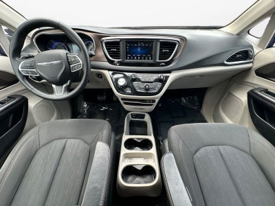 2019 Chrysler Pacifica L