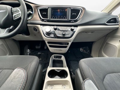 2019 Chrysler Pacifica L