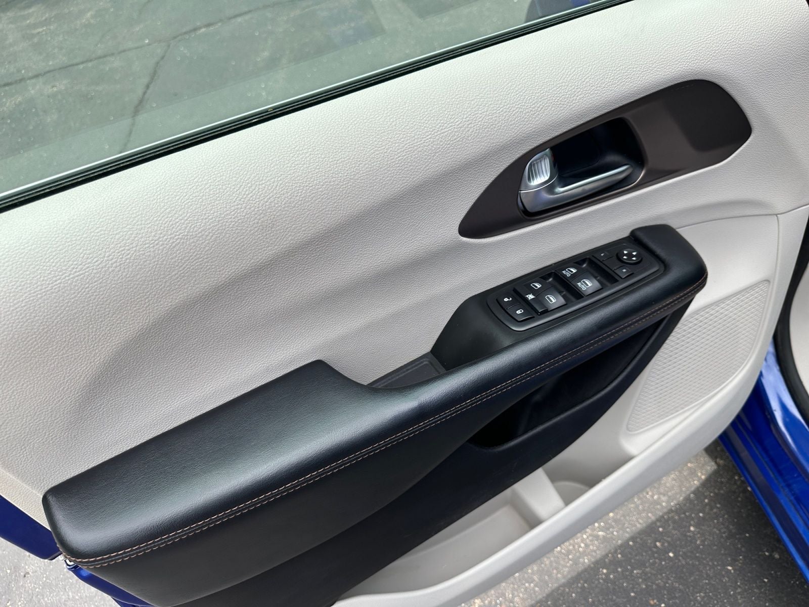 2019 Chrysler Pacifica L