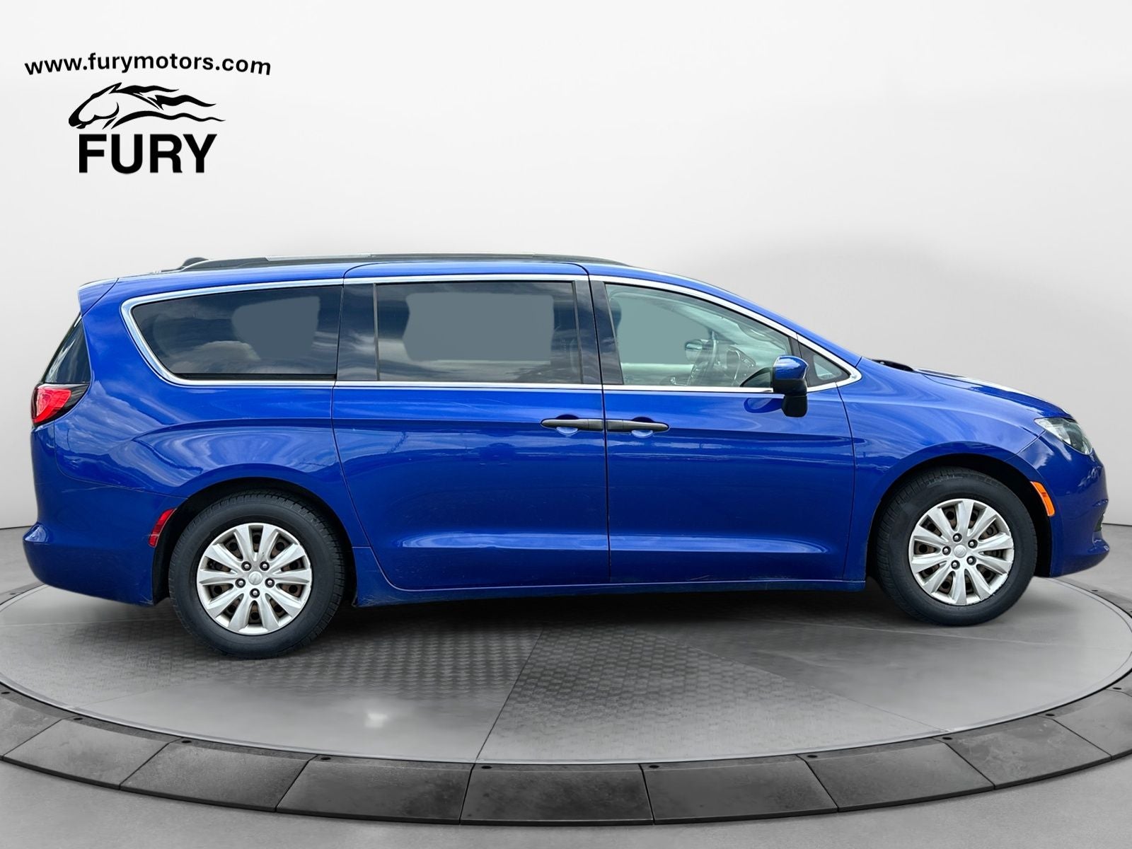 2019 Chrysler Pacifica L