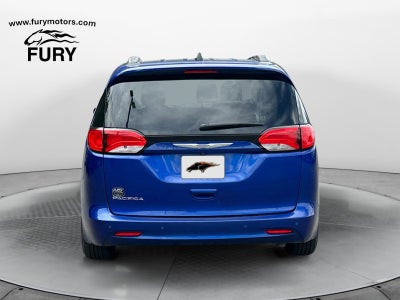 2019 Chrysler Pacifica L