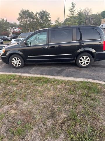 2012 Chrysler Town & Country Touring