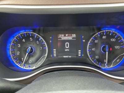 2022 Chrysler Voyager LX