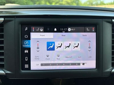 2022 Chrysler Voyager LX