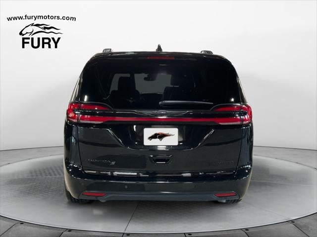 2025 Chrysler Pacifica Limited