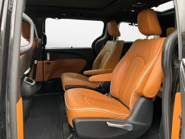 2021 Chrysler Pacifica Hybrid Pinnacle