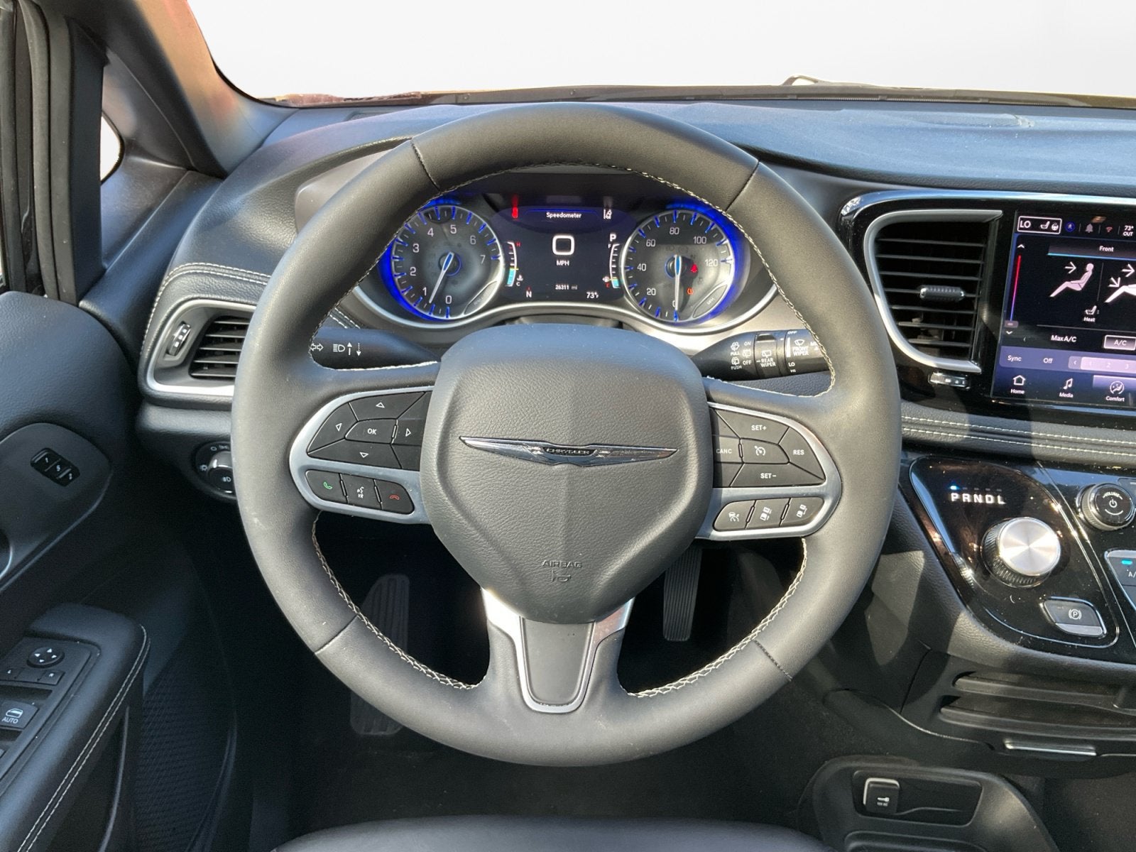 2025 Chrysler Pacifica Select