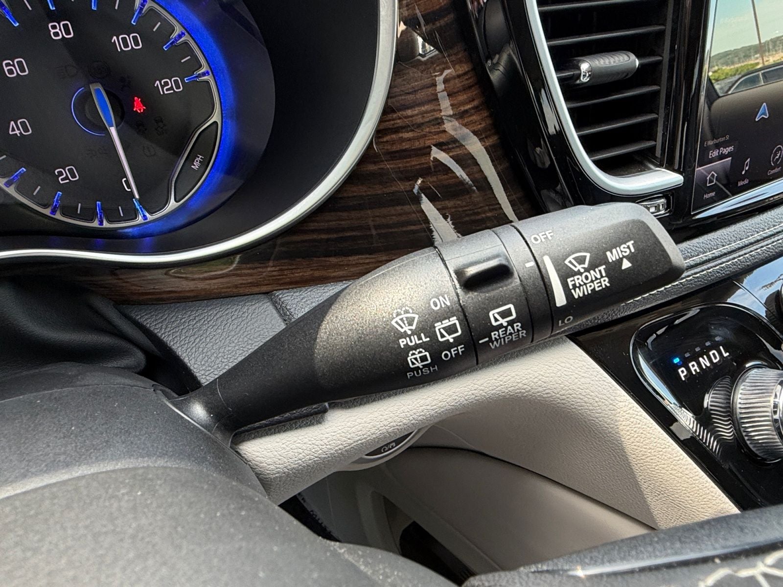 2024 Chrysler Pacifica Limited