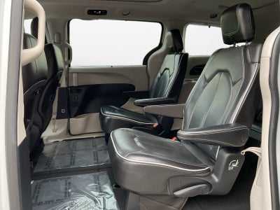 2021 Chrysler Pacifica Limited AWD