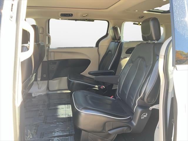 2021 Chrysler Pacifica Limited AWD