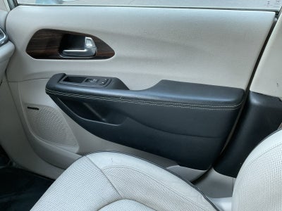 2021 Chrysler Pacifica Limited AWD