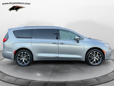 2021 Chrysler Pacifica Limited AWD