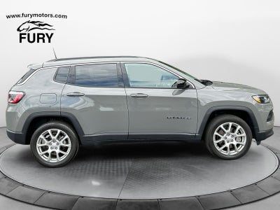 2023 Jeep Compass Latitude Lux FWD