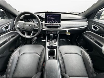 2023 Jeep Compass Latitude Lux FWD