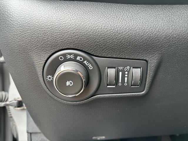 2023 Jeep Compass Latitude Lux FWD