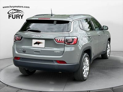 2023 Jeep Compass Latitude Lux FWD