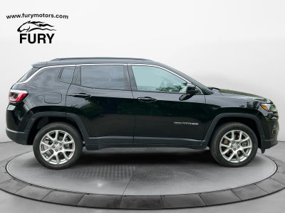 2024 Jeep Compass Latitude Lux