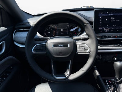 2023 Jeep Compass Latitude Lux FWD