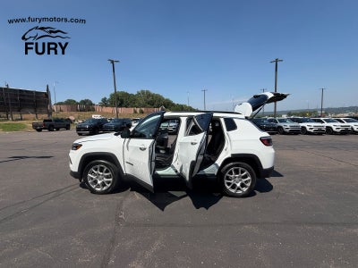 2023 Jeep Compass Latitude Lux FWD
