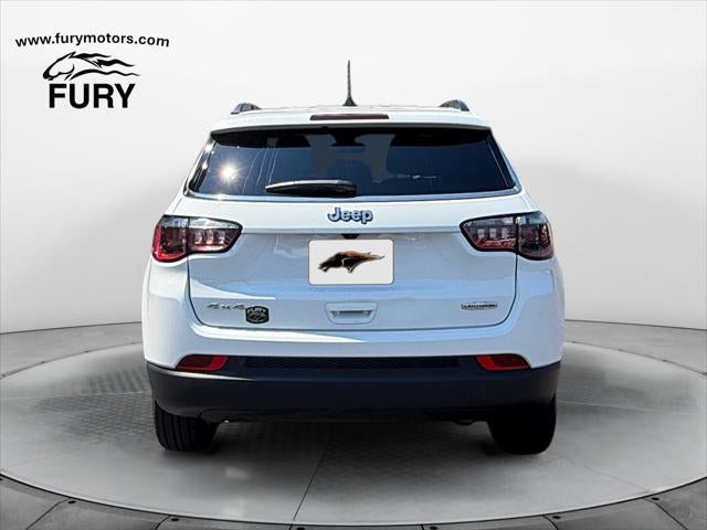 2023 Jeep Compass Latitude Lux FWD