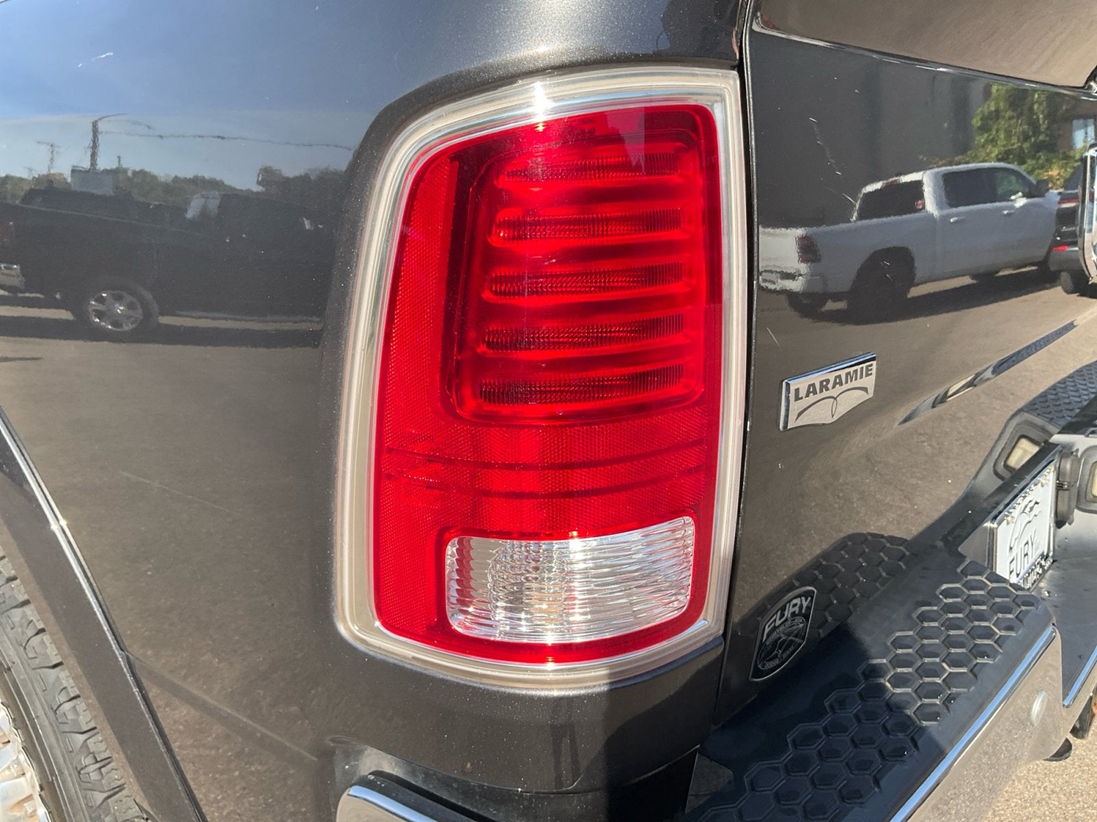 2018 RAM 3500 Laramie Crew Cab 4x4 6'4' Box